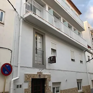 Guest house Pensio I Apartament Torrent, L'Escala